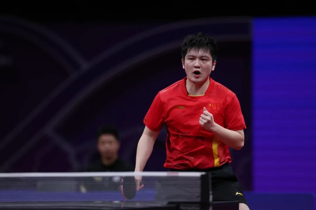 关于亚洲运动健儿发挥中流砥柱之作，争夺头名！的信息